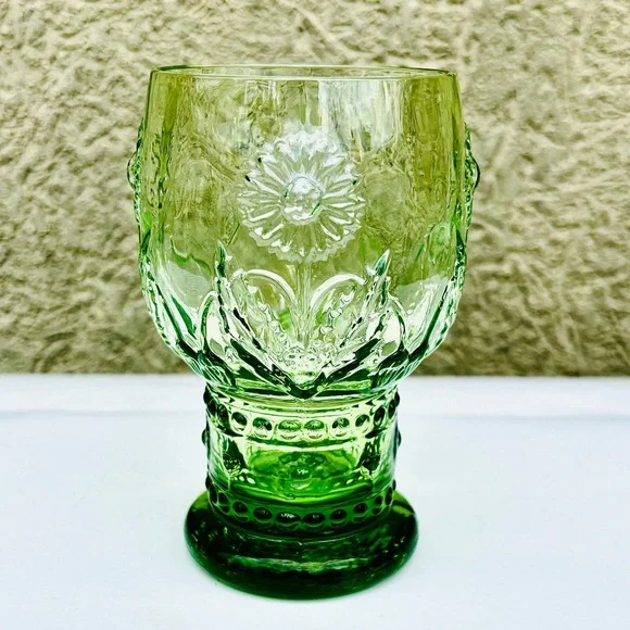 Anthropologie Retired GREEN HELIANTHUS Glasses - Set of 7 - Picture 2 of 7